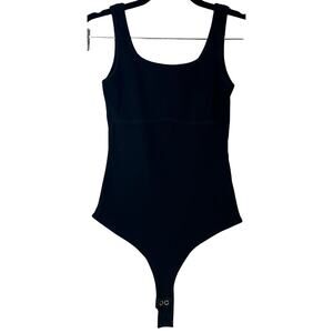 Reoria Black Ribbed Scoop Neck Sleeveless Thong Bodysuit Size S